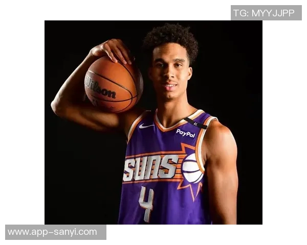 奥索伊戈达罗称赞布克易于相处并能有效执行教练战术