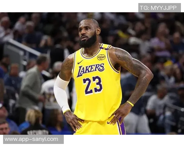 NBA新赛季小前锋评选结果揭晓勒布朗詹姆斯荣膺第一称号