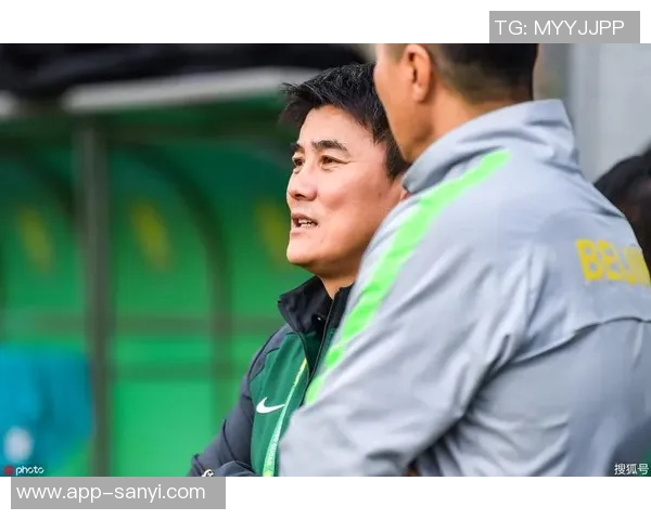 国安迅速调整训练计划总经理李明亲临现场指导球队训练