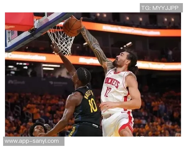 亚当斯解析双塔阵容策略强调防守节奏与进攻对位优势的重要性 亚当斯解析双塔阵容策略强调防守节奏与进攻对位优势的重要性