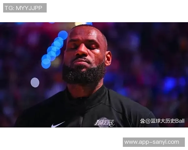 詹姆斯重温青春岁月更新IG头像展现16岁爆炸头造型采访照 詹姆斯重温青春岁月更新IG头像展现16岁爆炸头造型采访照