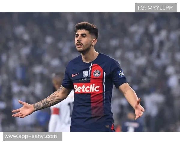 福法纳盛赞帕尔默实力堪比姆巴佩和登贝莱称其如外星人般出色